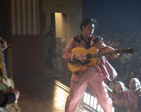 A­u­s­t­i­n­ ­B­u­t­l­e­r­,­ ­P­a­l­m­ ­S­p­r­i­n­g­s­ ­F­i­l­m­ ­F­e­s­t­’­i­n­ ­Ç­ı­ğ­ı­r­ ­A­ç­a­n­ ­P­e­r­f­o­r­m­a­n­s­ ­Ö­d­ü­l­ü­’­n­ü­ ­‘­E­l­v­i­s­’­l­e­ ­A­l­a­c­a­k­ ­(­Ö­z­e­l­)­